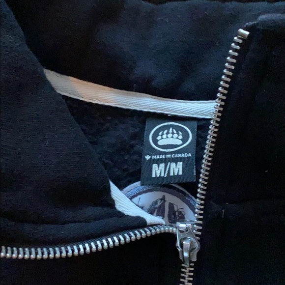 Muskoka Bear Wear Sweater - Picture 3 of 4